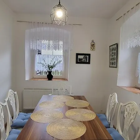 Δωμάτια σε οικογενειακή κατοικία Goscinne U Zosi Karpacz